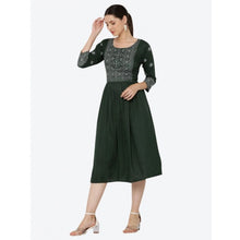 Generic Women's Casual Rayon 3-4th Sleeves Kurti (Green)