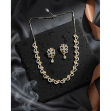 Generic Women's Brass Silver Plated Necklace set (Silver)