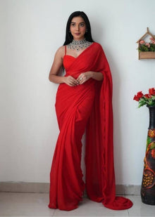 Generic Women's Georgette Solid Saree With Unstitched Blouse 5.5Mtr (Red)